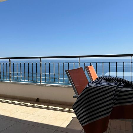 Apartamento Frente Al Mar Con Parking Privado Torrox Exterior foto